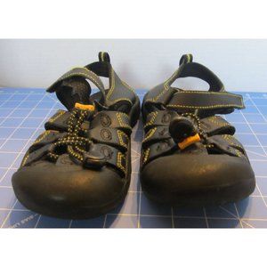 Keen Boys Newport water sandals Size 1